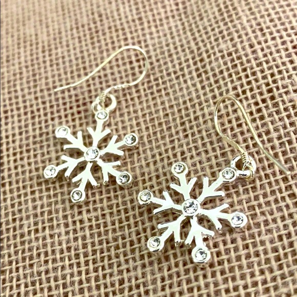 🖤white gold plated💕snowflake ❄️ earrings - Picture 1 of 7